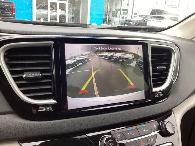 2024 Chrysler Pacifica Touring L FWD