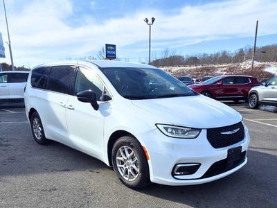 2024 Chrysler Pacifica Touring L FWD