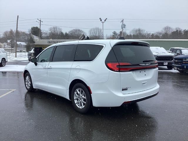 2024 Chrysler Pacifica Touring L FWD