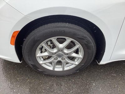 2024 Chrysler Pacifica Touring L FWD