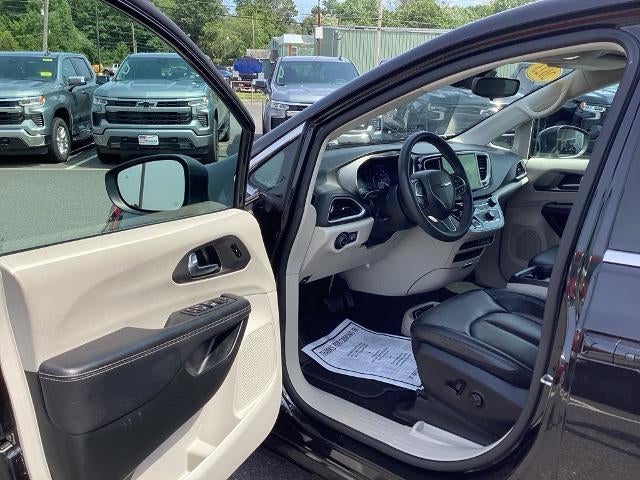 2023 Chrysler Pacifica Touring L FWD