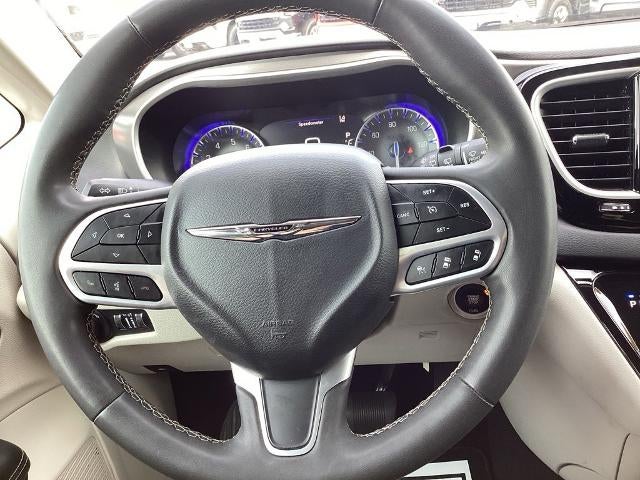 2023 Chrysler Pacifica Touring L FWD