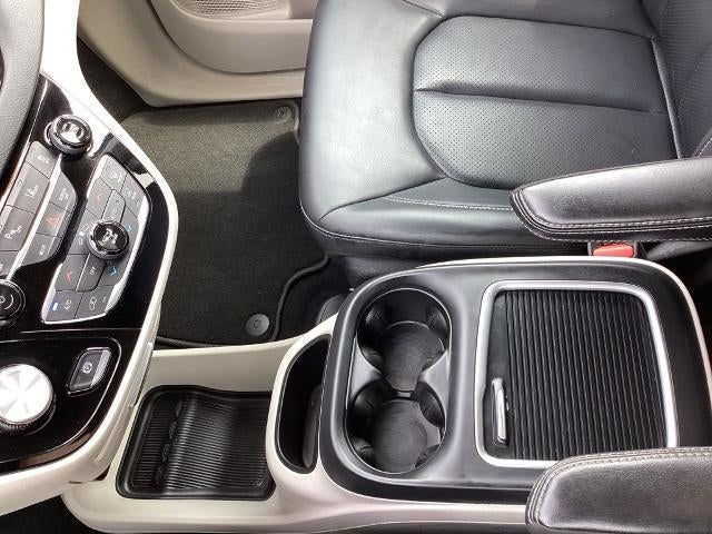 2023 Chrysler Pacifica Touring L FWD