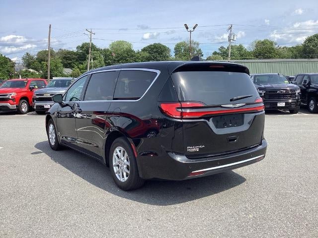 2023 Chrysler Pacifica Touring L FWD
