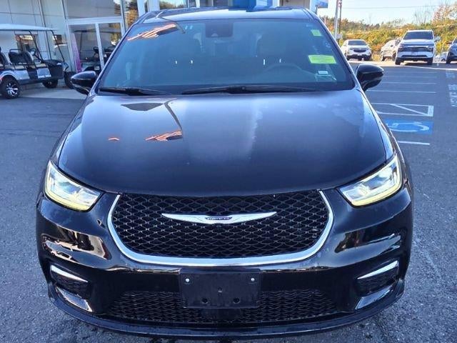 2025 Chrysler Pacifica Select FWD