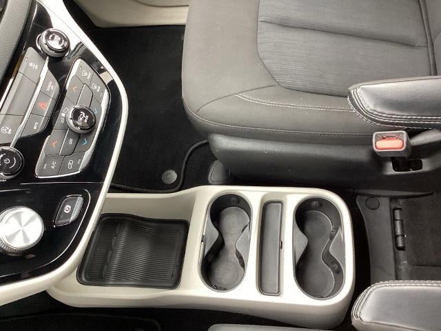 2022 Chrysler Voyager LX FWD
