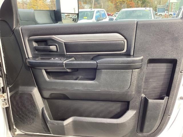 2020 RAM 3500 Tradesman 4x4 Reg Cab 8' Box