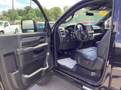 2024 RAM 3500 Tradesman 4x4 Reg Cab 8' Box