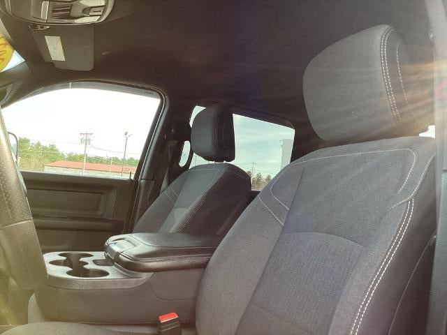 2022 RAM 3500 Tradesman 4x4 Crew Cab 6'4" Box