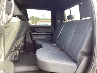 2022 RAM 3500 Tradesman 4x4 Crew Cab 6'4" Box