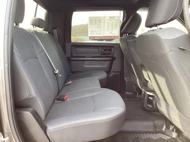 2022 RAM 3500 Tradesman 4x4 Crew Cab 6'4" Box