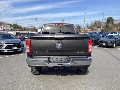 2022 RAM 3500 Tradesman 4x4 Crew Cab 6'4" Box