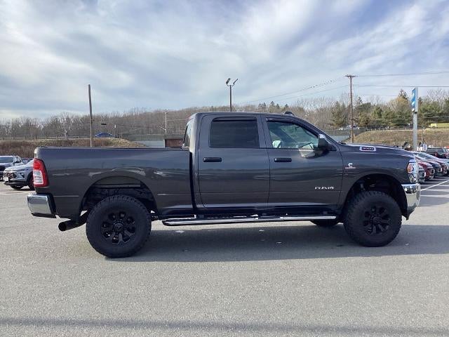 2022 RAM 3500 Tradesman 4x4 Crew Cab 6'4" Box