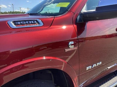 2022 RAM 3500 Laramie 4x4 Crew Cab 6'4" Box