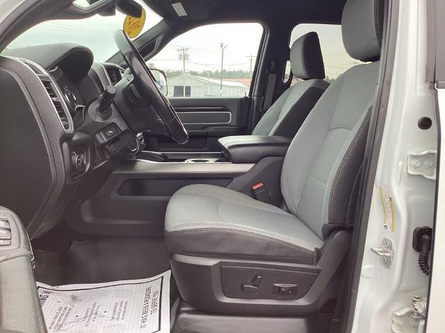 2022 RAM 3500 Big Horn 4x4 Crew Cab 8' Box