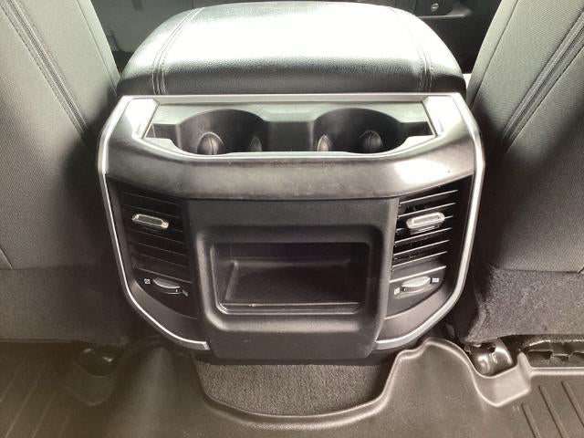 2022 RAM 3500 Big Horn 4x4 Crew Cab 8' Box