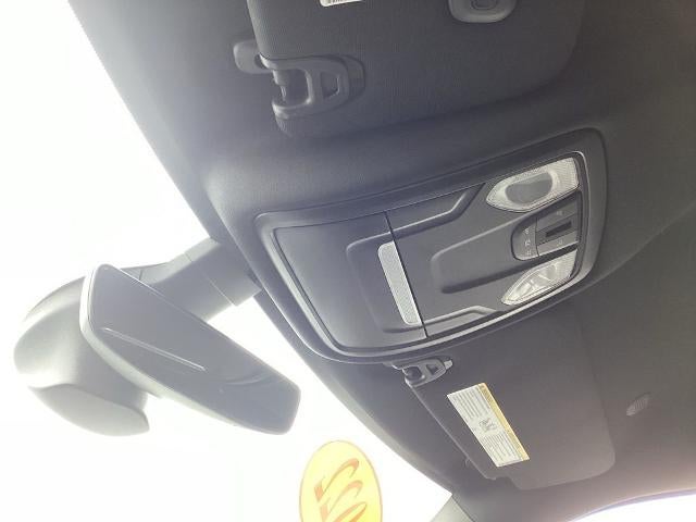 2022 RAM 3500 Big Horn 4x4 Crew Cab 8' Box