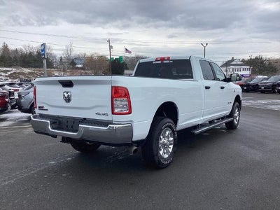 2022 RAM 3500 Big Horn 4x4 Crew Cab 8' Box