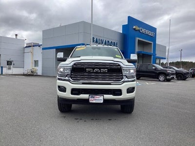 2023 RAM 3500 Limited 4x4 Crew Cab 8' Box