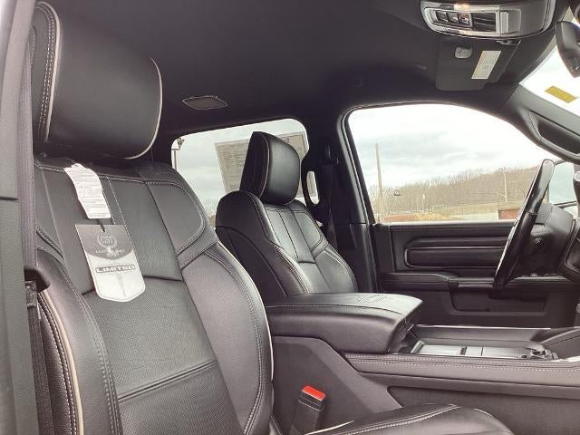 2023 RAM 3500 Limited 4x4 Crew Cab 8' Box