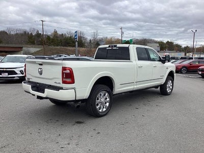 2023 RAM 3500 Limited 4x4 Crew Cab 8' Box