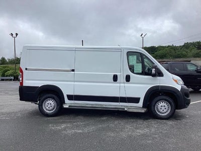 2025 RAM ProMaster Cargo Van Tradesman 2500 Low Roof 136" WB