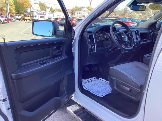 2021 RAM 1500 Classic Tradesman 4x4 Crew Cab 5'7" Box