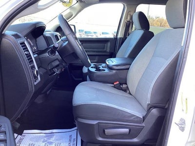 2021 RAM 1500 Classic Tradesman 4x4 Crew Cab 5'7" Box