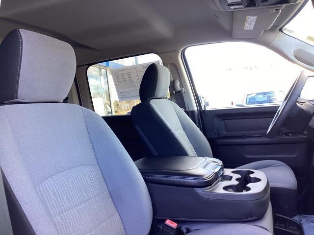 2021 RAM 1500 Classic Tradesman 4x4 Crew Cab 5'7" Box