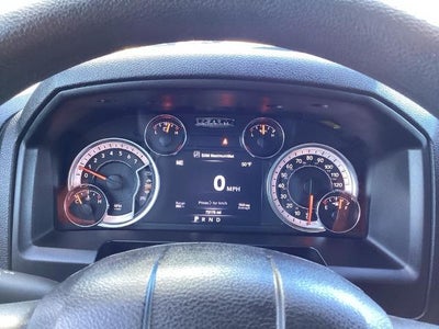 2021 RAM 1500 Classic Tradesman 4x4 Crew Cab 5'7" Box