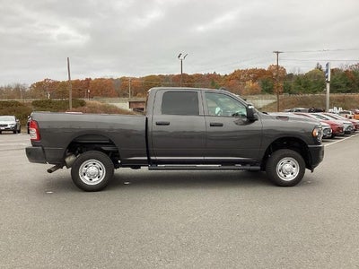 2024 RAM 2500 Tradesman 4x4 Crew Cab 6'4" Box