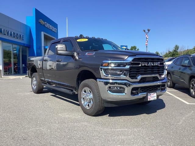 2025 RAM 2500 Tradesman 4x4 Crew Cab 6'4" Box