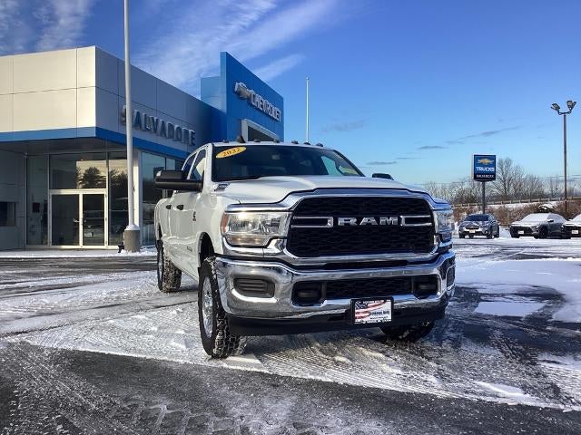 2022 RAM 2500 Tradesman 4x4 Crew Cab 6'4" Box