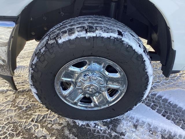 2022 RAM 2500 Tradesman 4x4 Crew Cab 6'4" Box