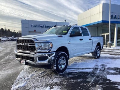 2022 RAM 2500 Tradesman 4x4 Crew Cab 6'4" Box