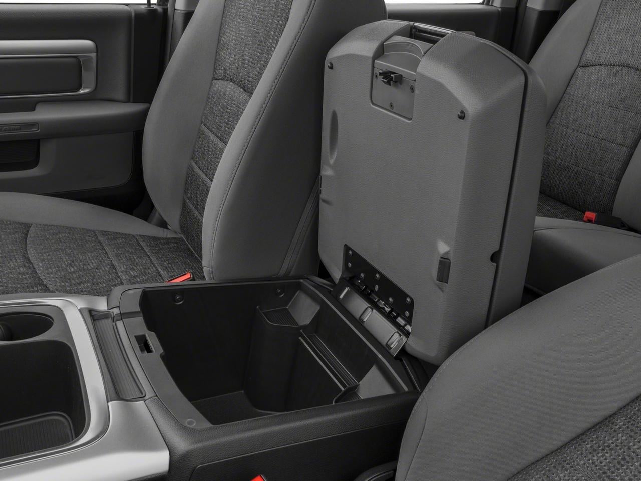 2017 RAM 2500 Big Horn 4x4 Crew Cab 6'4" Box