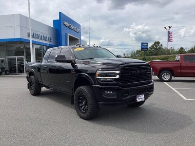 2022 RAM 2500 Laramie 4x4 Mega Cab 6'4" Box