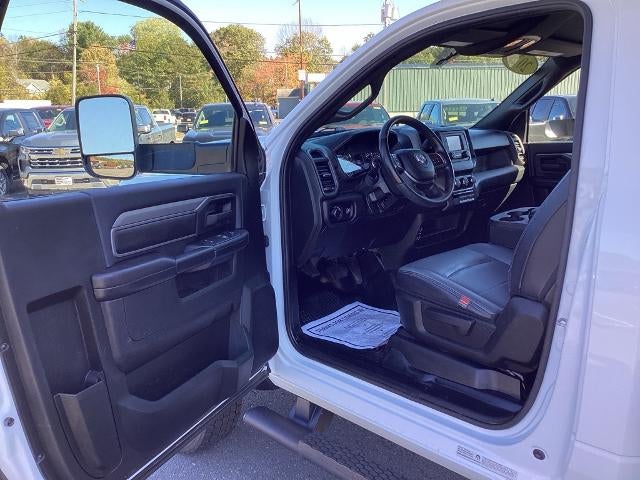 2022 RAM 4500 Chassis Cab Tradesman 4x2 Reg Cab 120" CA 204.5" WB