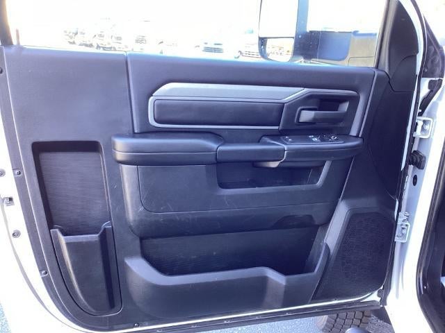 2022 RAM 4500 Chassis Cab Tradesman 4x2 Reg Cab 120" CA 204.5" WB