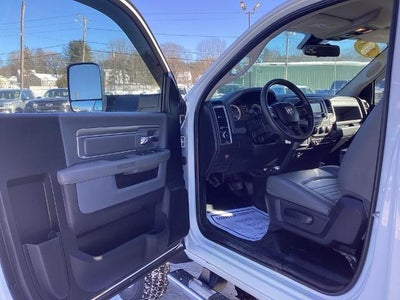2015 RAM 5500 4WD Reg Cab 144" WB 60" CA Tradesman
