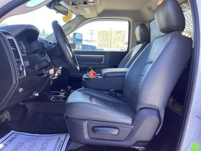 2015 RAM 5500 4WD Reg Cab 144" WB 60" CA Tradesman