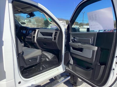 2015 RAM 5500 4WD Reg Cab 144" WB 60" CA Tradesman