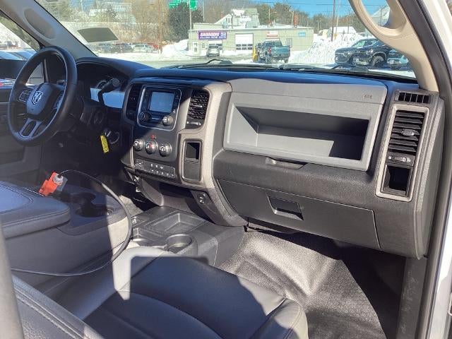 2015 RAM 5500 4WD Reg Cab 144" WB 60" CA Tradesman