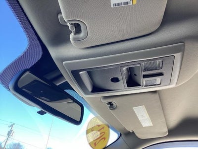 2015 RAM 5500 4WD Reg Cab 144" WB 60" CA Tradesman