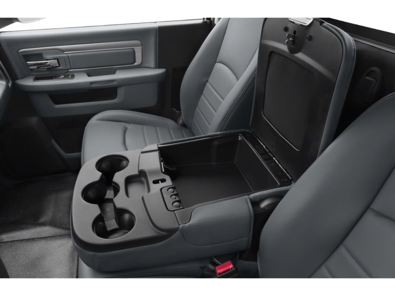 2015 RAM 5500 4WD Reg Cab 144" WB 60" CA Tradesman