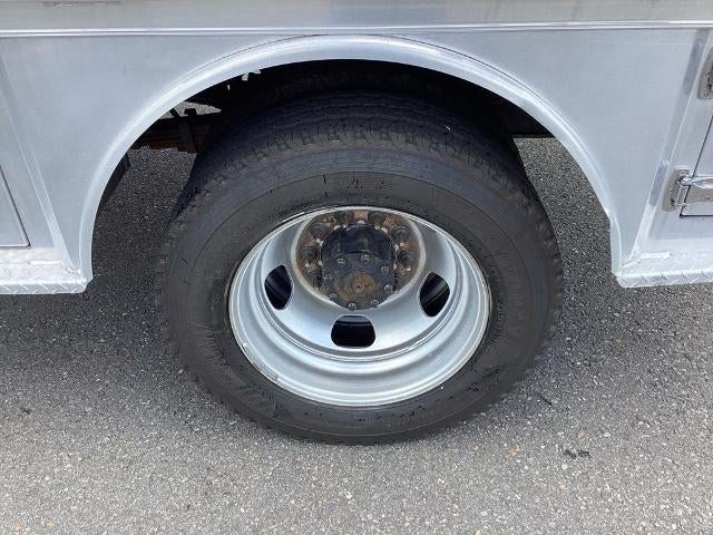 2021 RAM 5500 Chassis Cab Tradesman 4x4 Reg Cab 60" CA 144.5" WB