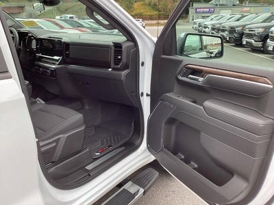 2025 Chevrolet Silverado 1500 Crew Cab Short Box 4-Wheel Drive LT 1LT