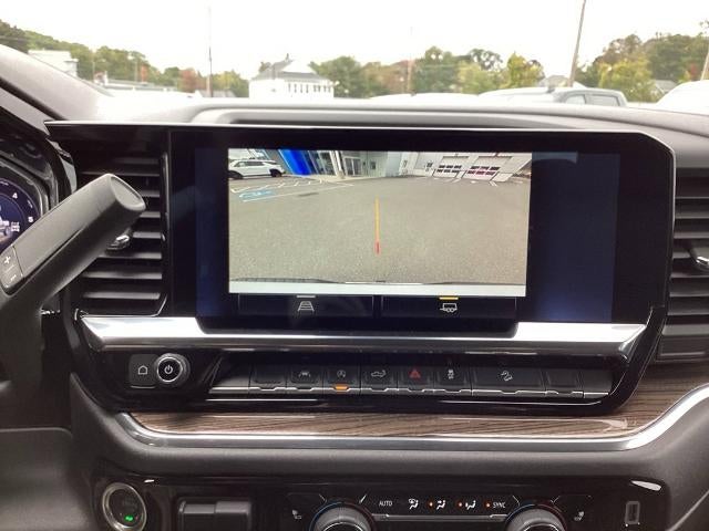 2025 Chevrolet Silverado 1500 Crew Cab Short Box 4-Wheel Drive LT 1LT
