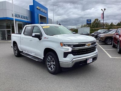 2025 Chevrolet Silverado 1500 Crew Cab Short Box 4-Wheel Drive LT 1LT