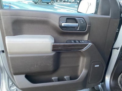 2020 Chevrolet Silverado 1500 Crew Cab Standard Box 4-Wheel Drive RST